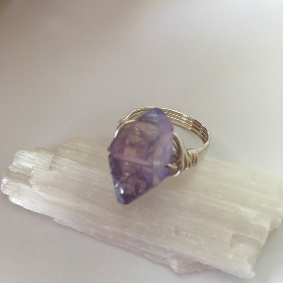 🔮 Lavender Quartz Ring✨ - Picture 7 of 8